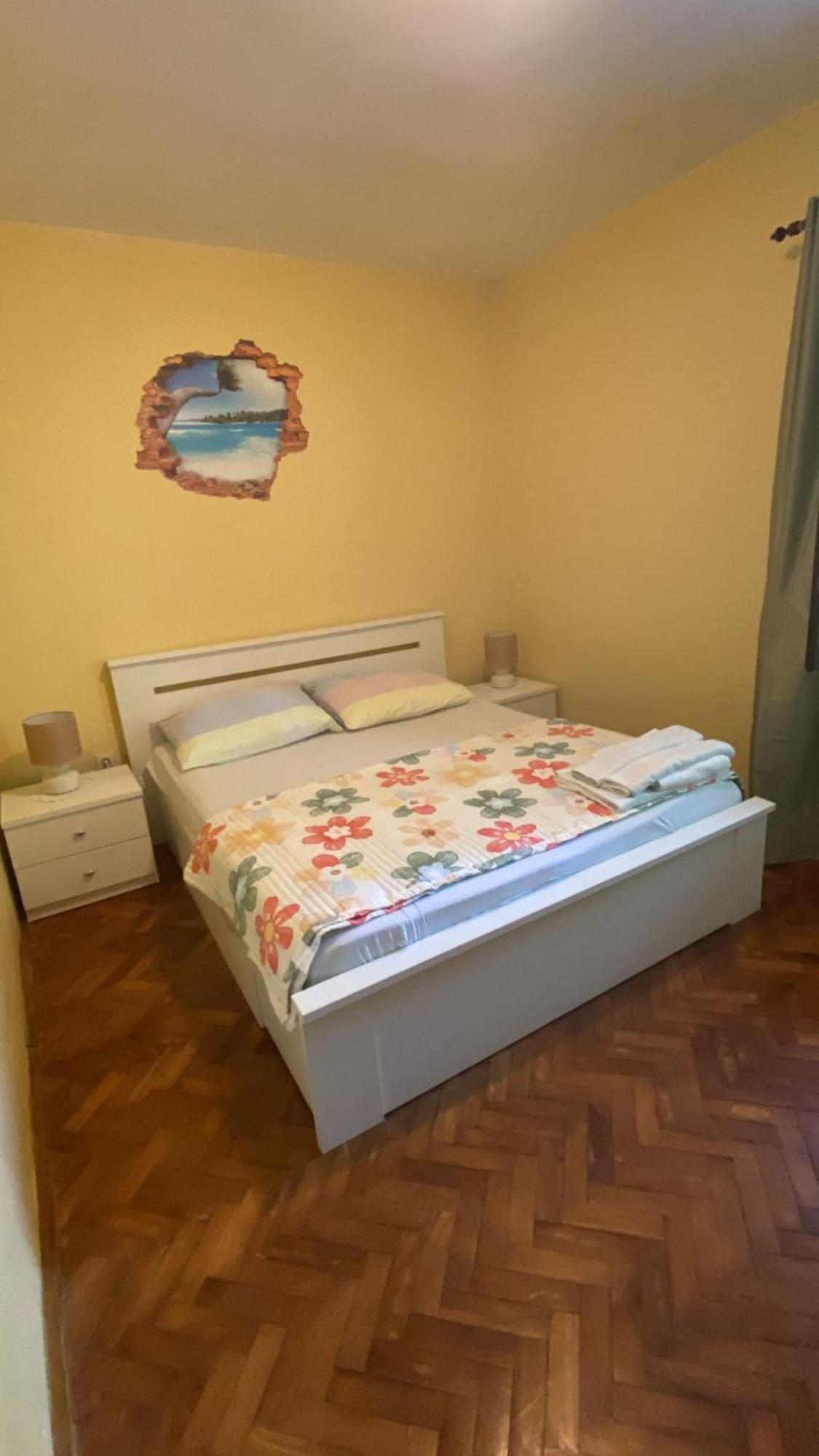 Apartmani Marija 波弗加纳 外观 照片